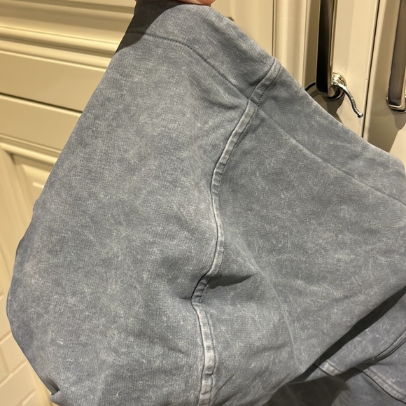 Lululemon scuba pullover to dye for blue size 12 - Picture 3 of 4
